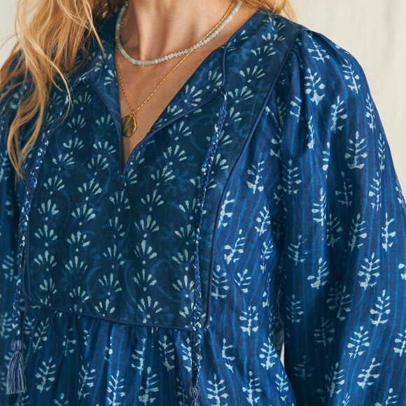 NWT Faherty Solstice Tie neck relaxed boho peasant top in sunburst mix print - Picture 5 of 11